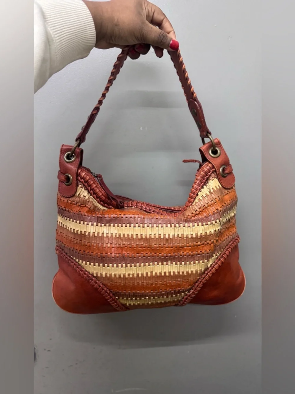 Isabella Fiore Vintage Brown Leather Boho Hobo Bag Handbag Shoulder Bag